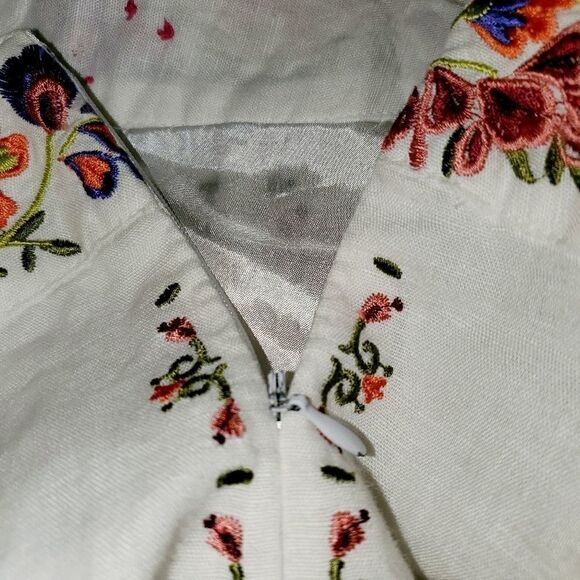 Peter Martin Lined Floral Embroidered Skirt - Picture 3 of 7